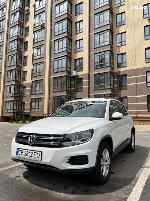 Volkswagen Tiguan 2016 белый - фото 3