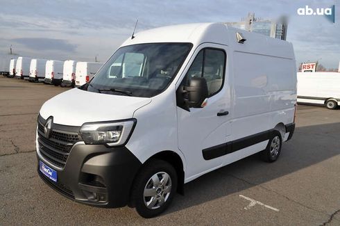 Renault Master 2020 - фото 24