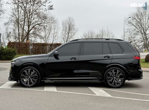 BMW X7 2023 - фото 9