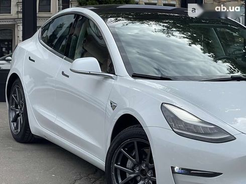 Tesla Model 3 2018 - фото 2