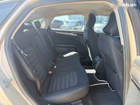 Ford Fusion 2017 - фото 22
