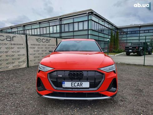 Audi E-Tron 2020 - фото 6