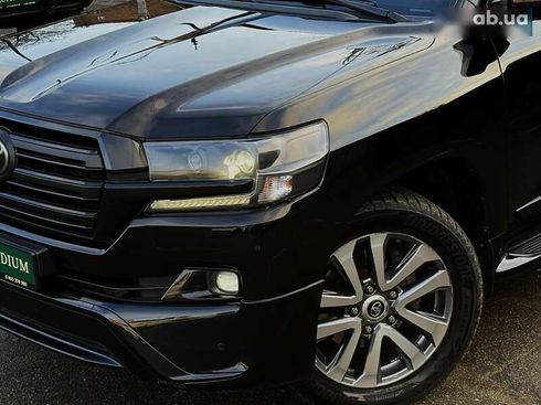 Toyota Land Cruiser 2018 - фото 9