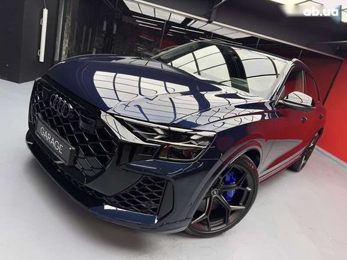 Audi RS Q8 2024 - фото 9