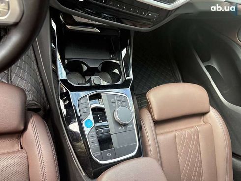 BMW iX3 2023 - фото 26