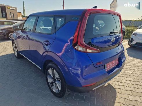 Kia Soul EV 2021 - фото 15