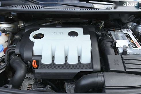 Volkswagen Touran 2009 - фото 19