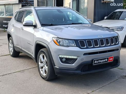 Jeep Compass 2017 серый - фото 12
