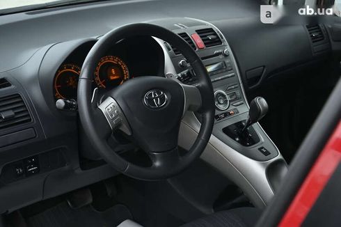 Toyota Auris 2008 - фото 16