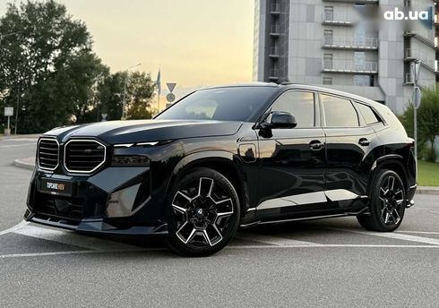 BMW XM 2023 - фото 30