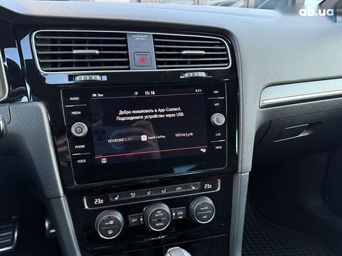 Volkswagen Golf GTI 2020 - фото 29