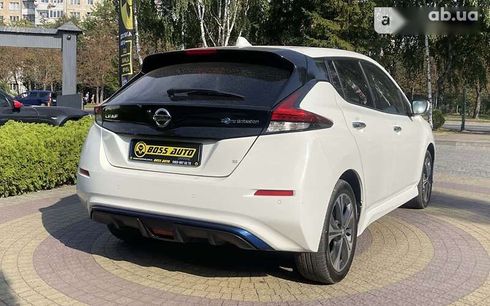 Nissan Leaf 2021 - фото 7