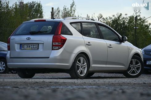 Kia Cee'd 2011 - фото 8