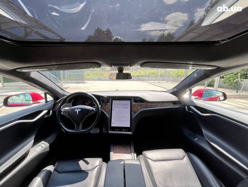 Tesla Model S 2018 красный - фото 21