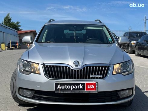 Skoda Superb 2013 серый - фото 10