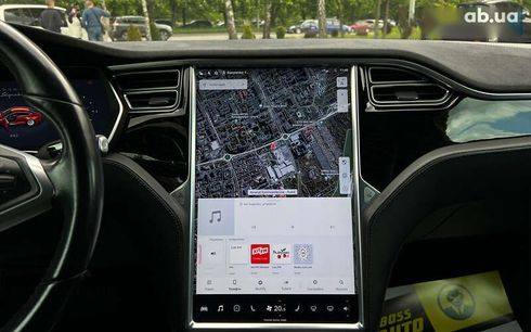 Tesla Model S 2016 - фото 13