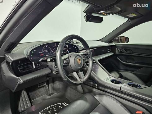 Porsche Taycan 2021 - фото 23