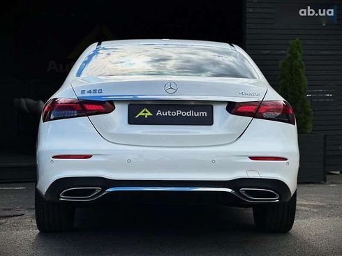 Mercedes-Benz E-Класс 2022 - фото 13