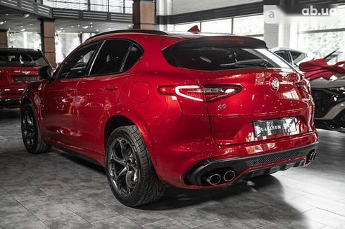 Alfa Romeo Stelvio 2018 - фото 25