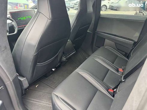 Tesla Cybertruck 2025 - фото 14