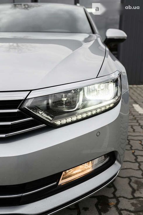 Volkswagen Passat 2018 - фото 18