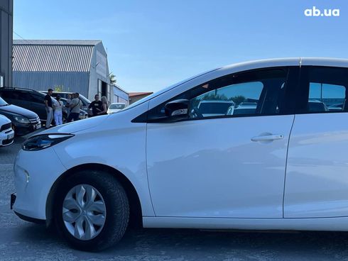 Renault Zoe 2014 белый - фото 5