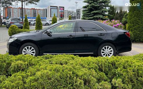 Toyota Camry 2014 - фото 4