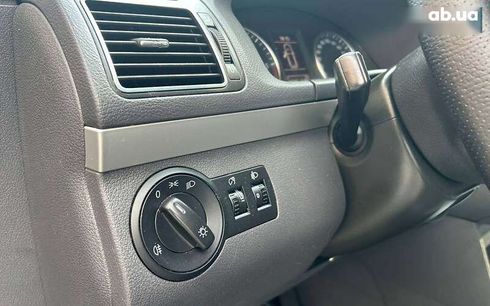 Volkswagen Touran 2015 - фото 10