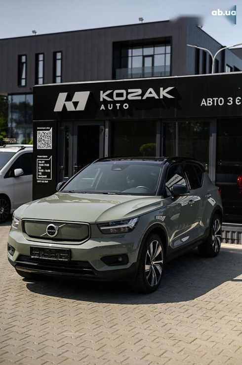 Volvo XC40 2021 - фото 8