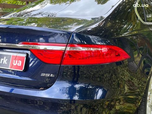 Jaguar XF 2016 синий - фото 28