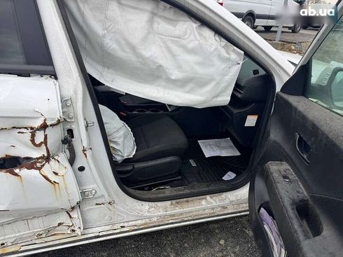 Hyundai Kona Electric 2024 - фото 16