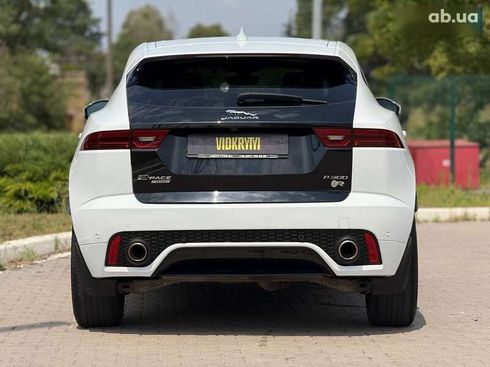 Jaguar E-Pace 2019 - фото 18