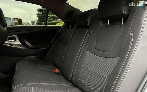 Toyota Camry 2006 - фото 18