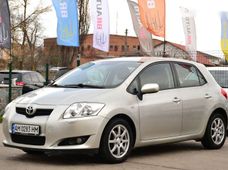 Продаж вживаних Toyota Auris в Житомирській області - купити на Автобазарі