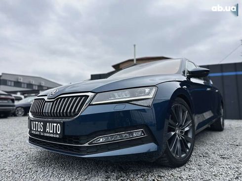 Skoda Superb 2019 - фото 14