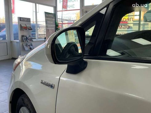 Toyota Prius 2012 - фото 15