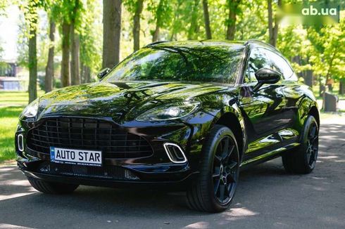 Aston Martin DBX 2021 - фото 3