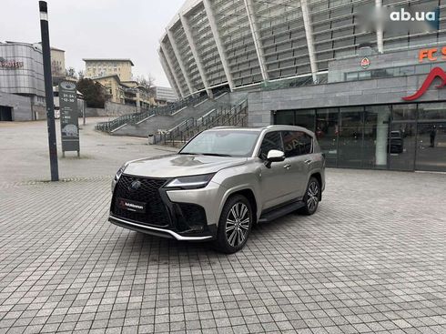 Lexus LX 2022 - фото 3