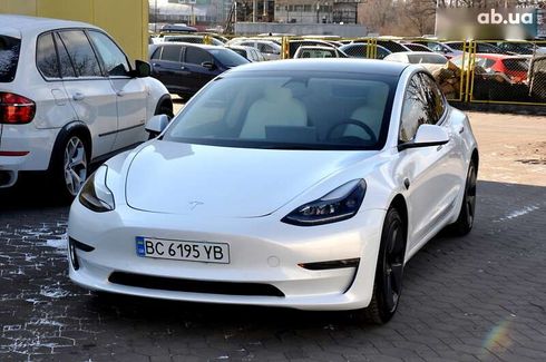 Tesla Model 3 2022 - фото 29