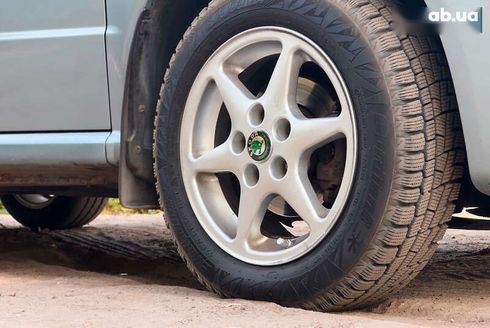 Skoda Fabia 2005 - фото 11