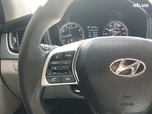 Hyundai Sonata 2018 синий - фото 15