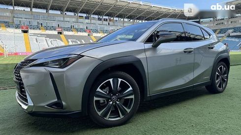 Lexus UX 2021 - фото 4