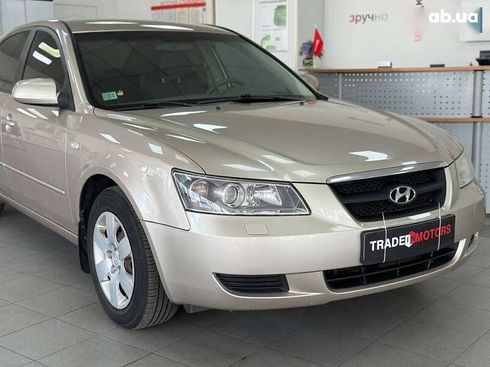 Hyundai Sonata 2007 - фото 2