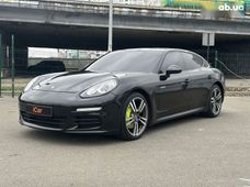 Продаж вживаних Porsche Panamera в Київській області - купити на Автобазарі