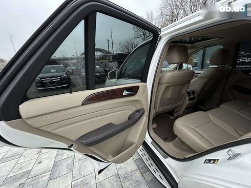 Mercedes-Benz M-Класс 2012 - фото 18