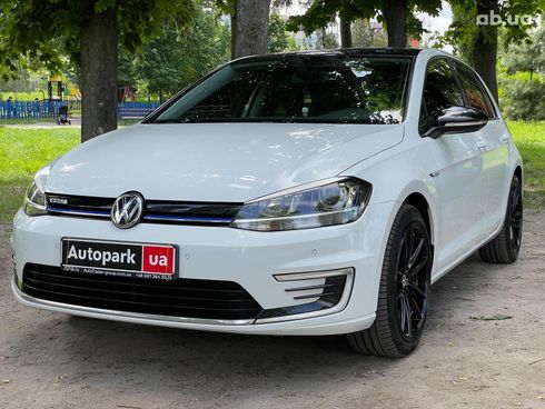 Volkswagen e-Golf 2017 белый - фото 2