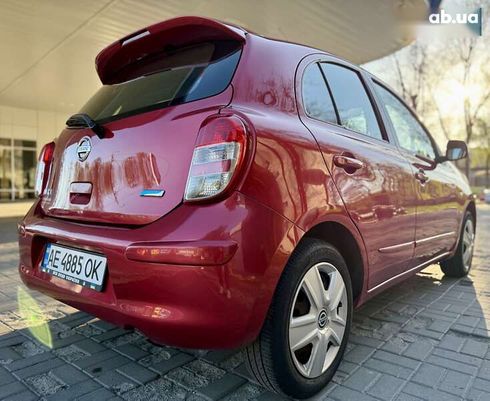 Nissan Micra 2012 - фото 9