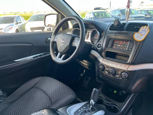 Dodge Journey 2017 красный - фото 38