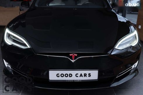 Tesla Model S 2019 - фото 7