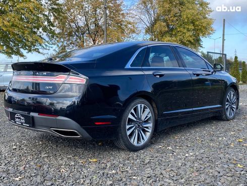 Lincoln MKZ 2017 - фото 3